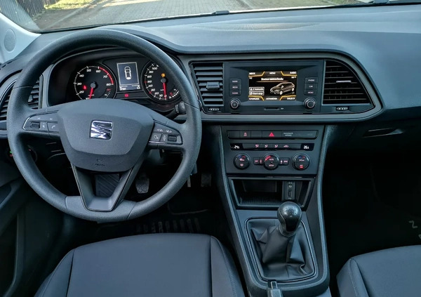 Seat Leon cena 50900 przebieg: 37000, rok produkcji 2018 z Nowa Dęba małe 232